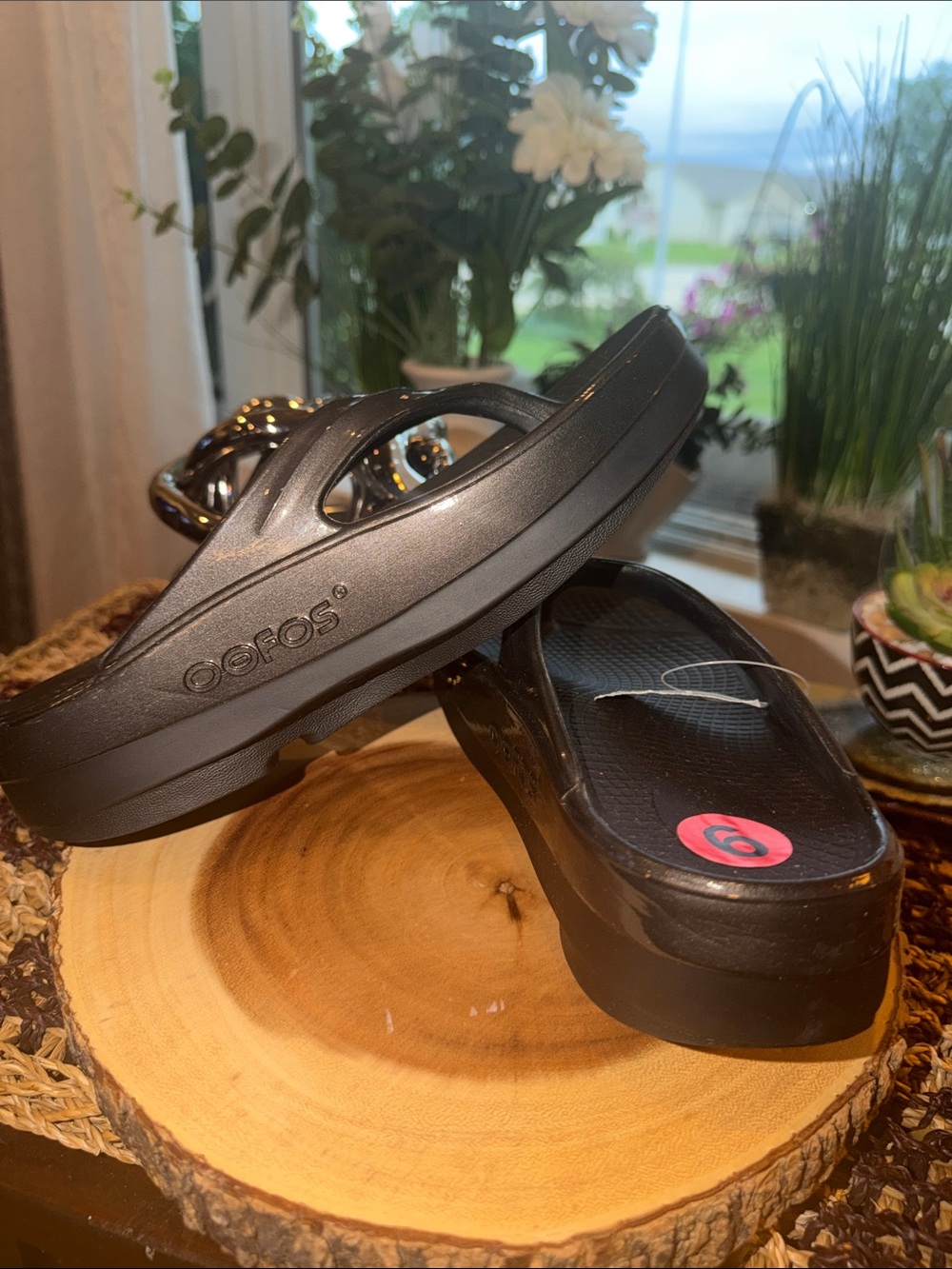 OOFOS OOmega OOlala Stardust Platform Recovery Sandals Women’s Size 6 EU 37 - Picture 6 of 9